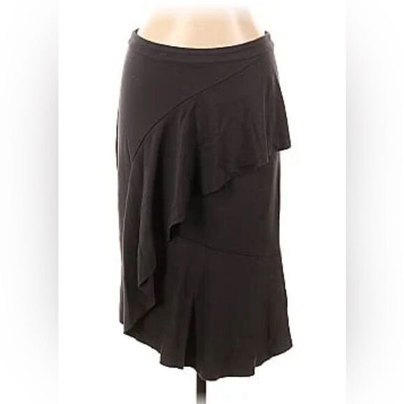 Gray Asymmetrical Ruffled Knee-Length Skirt. NWT. 4 - Picture 6 of 6